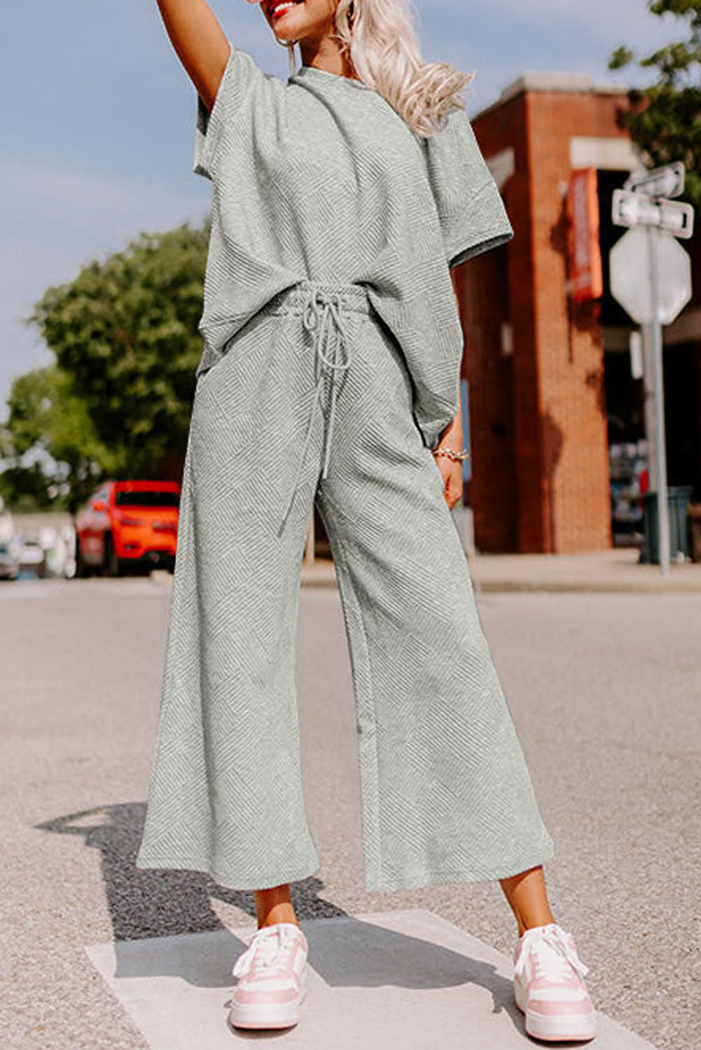 Brown Textured Loose Fit T Shirt and Drawstring Pants Set