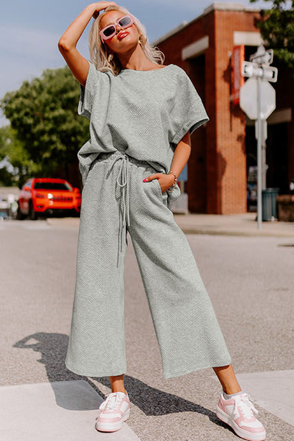Brown Textured Loose Fit T Shirt and Drawstring Pants Set